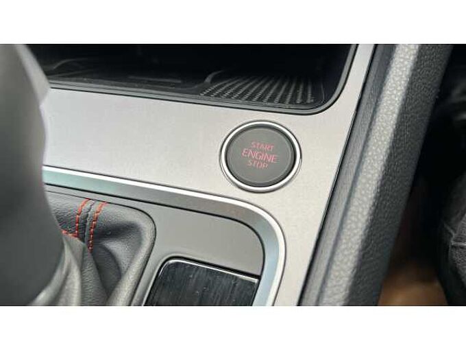 SEAT Ateca Seat Ateca Estate 1.5 TSI EVO FR Black Edition 5dr